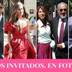 Varios invitados a la boda de Tamara Falcó, luciendo elegantes trajes y vestidos de fiesta.