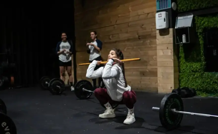 CrossFit y salud - beneficios reales, límites y cómo empezar