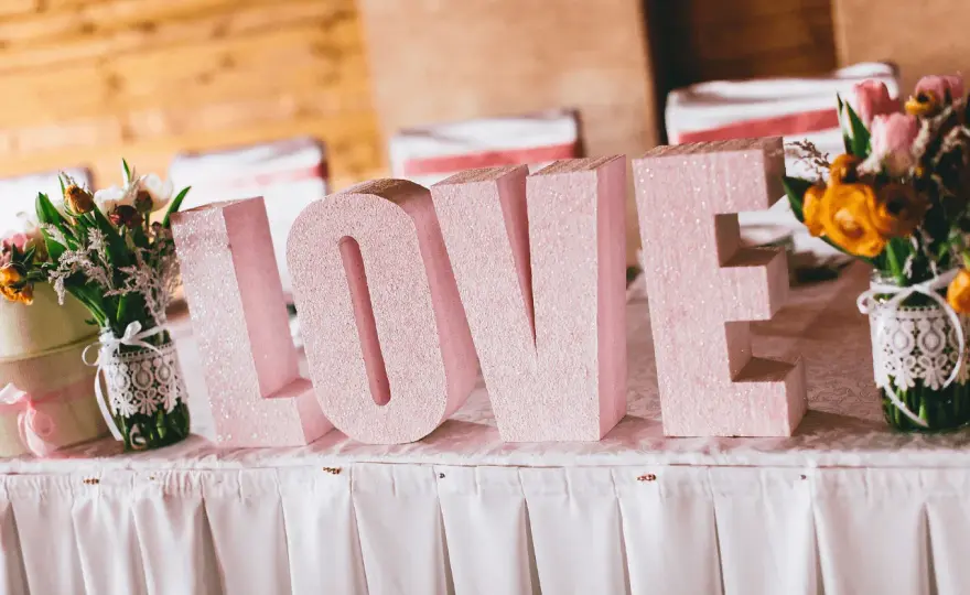 Decoración de boda civil sencilla y barata que funciona